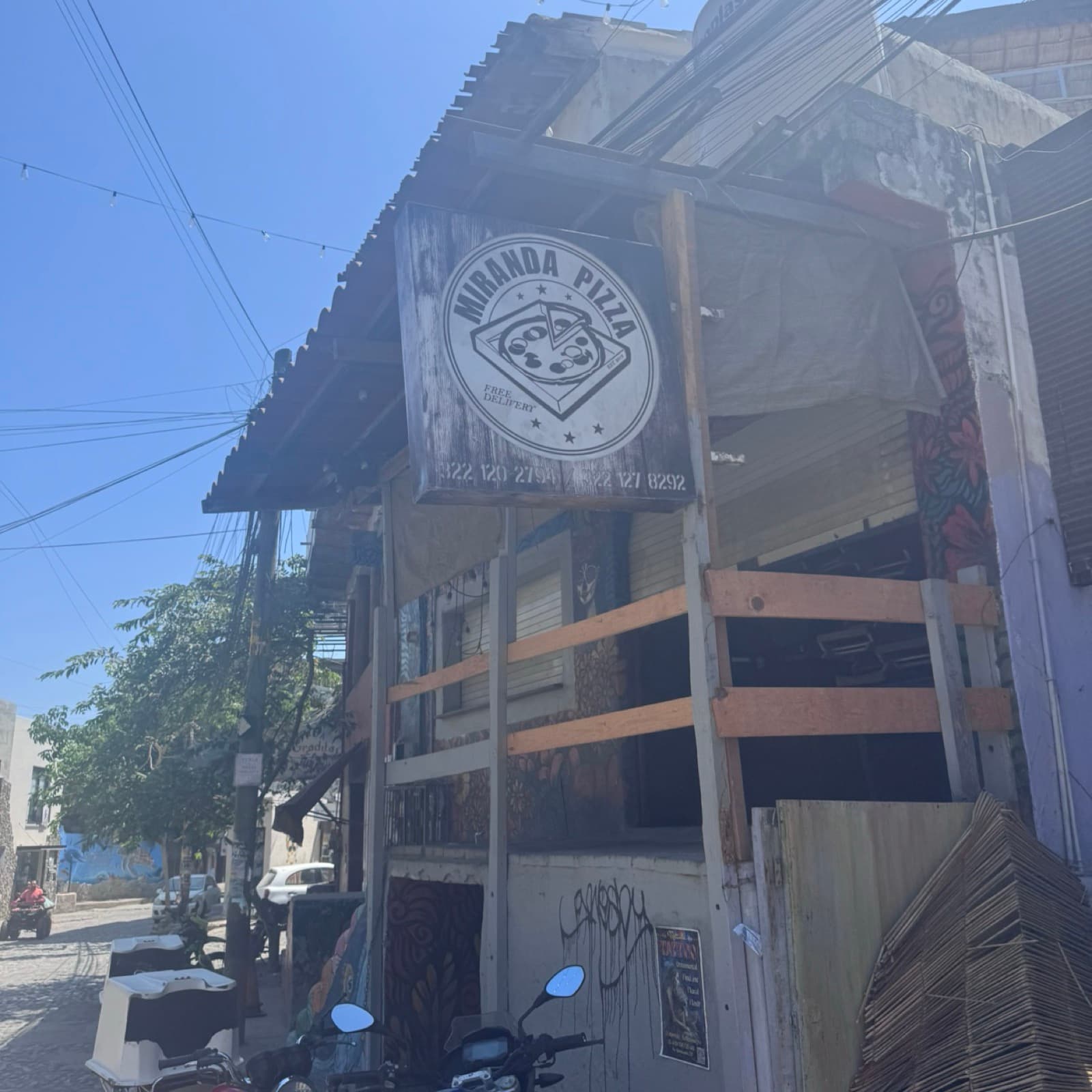 Miranda Pizza