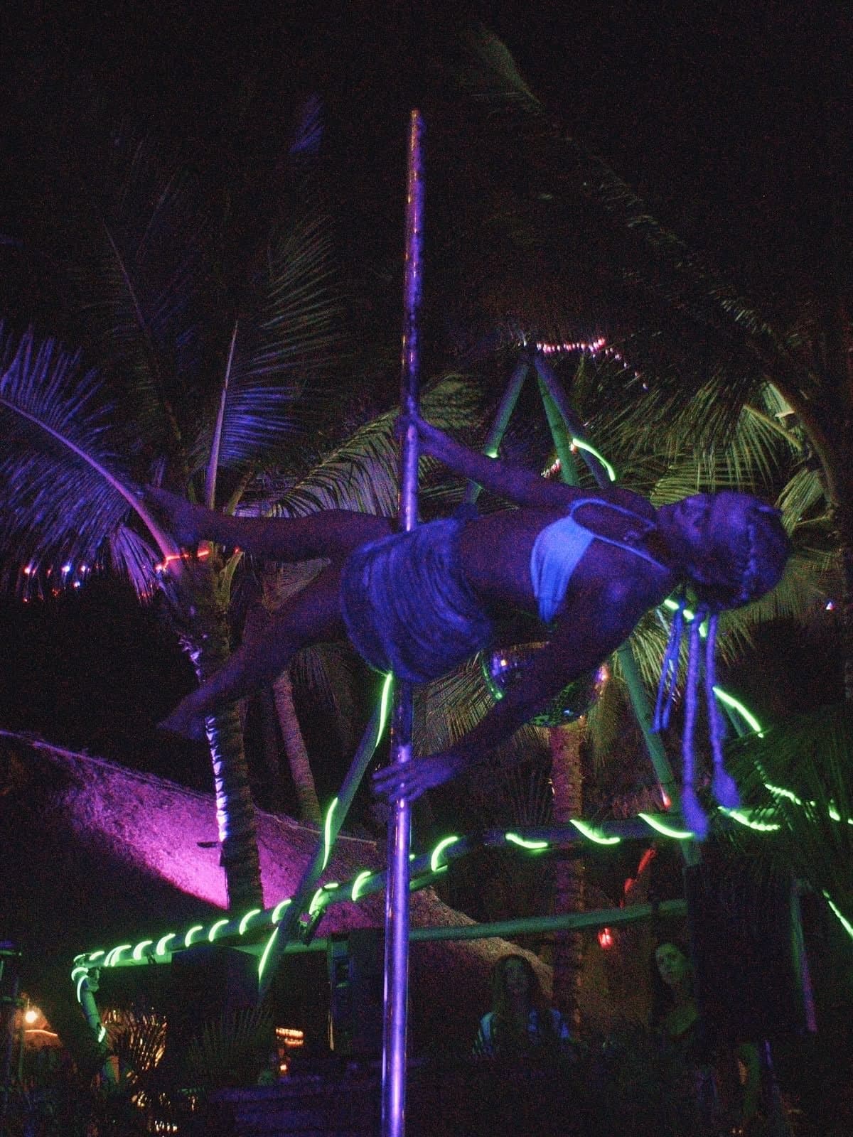 Show de Pole en Goat: Primavera, foto 7
