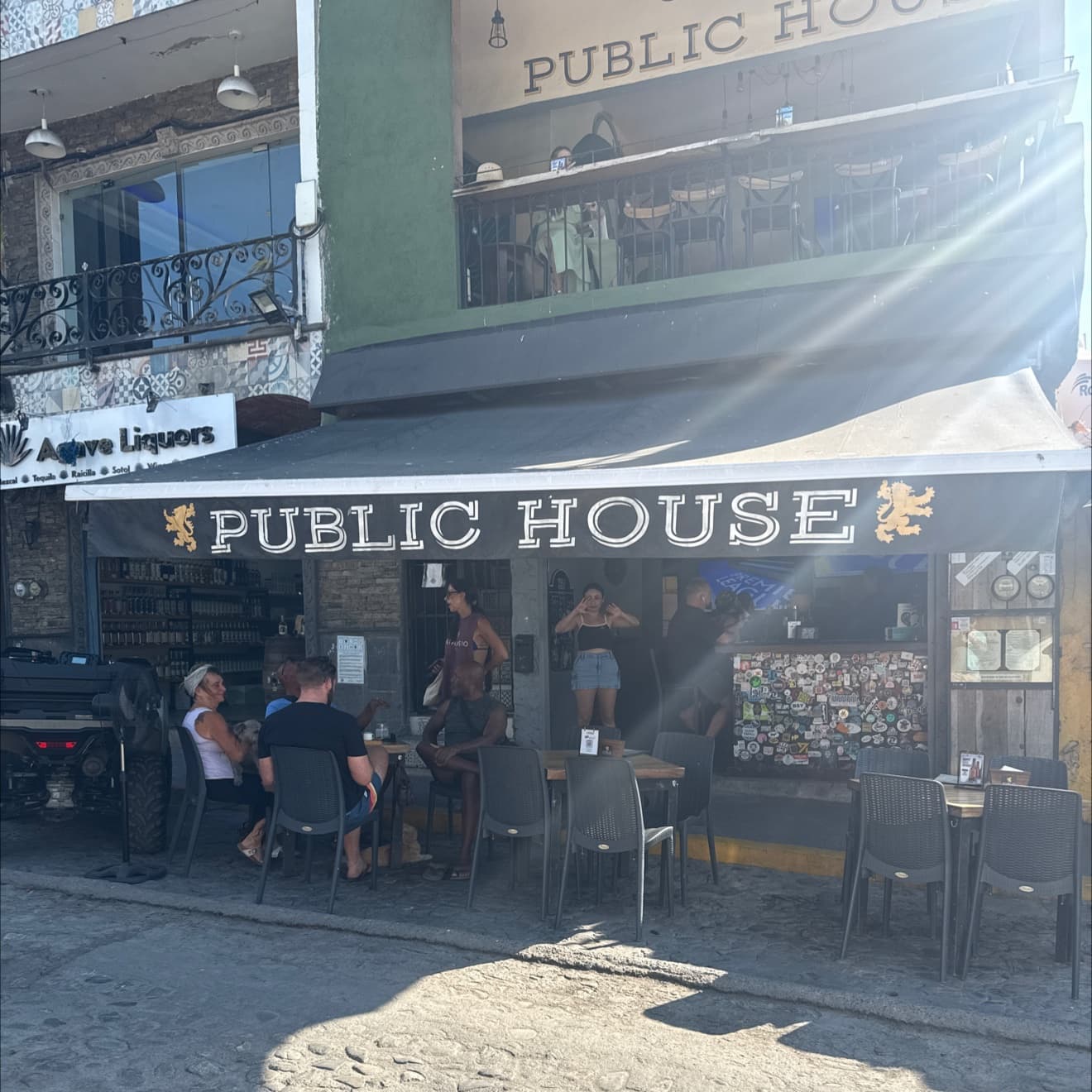 Sayulita Public House