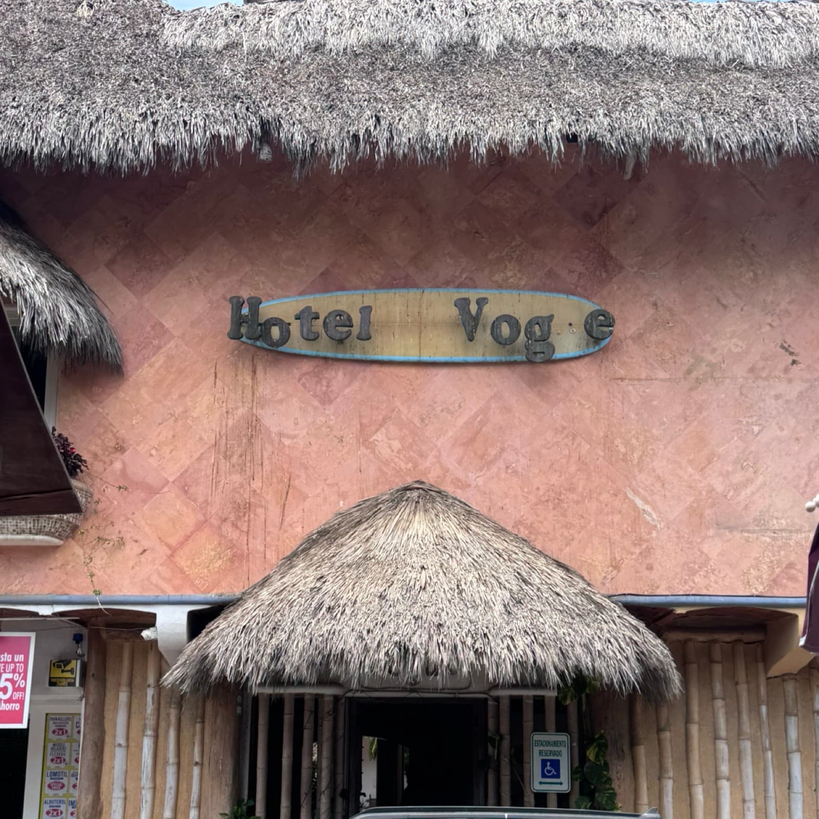 Hotel Vogue